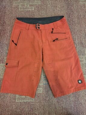 Race Face Khyber Women's MTB Shorts coral size medium